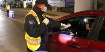 Juez cívico sanciona a 44 conductores por dar positivo en muestra de alcoholemia