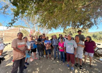 Habitantes de invasión CANACO denuncian corte de electricidad por “alumbrado público” de Mazatlán