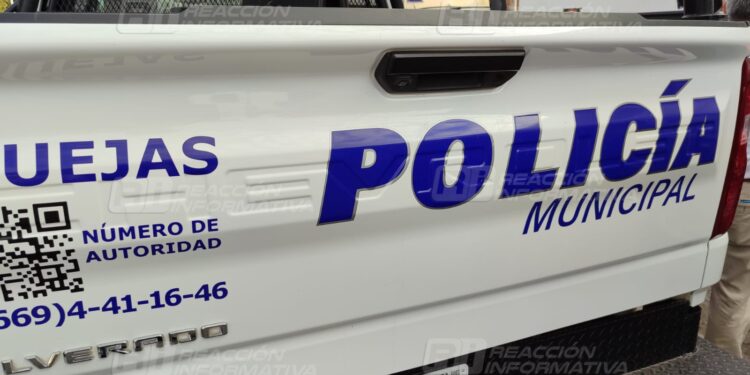 Automóvil atropella a mujer tras intentar cruzar la Av. Ejército Mexicano en Mazatlán