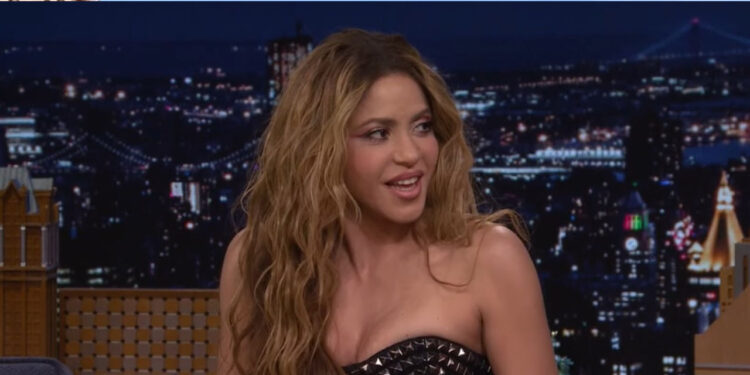 Shakira revela en Jimmy Fallon que Gerard Piqué frenaba su carrera: “Ahora soy libre”
