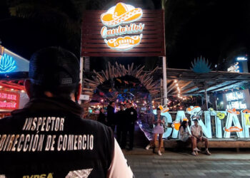 Oficialía Mayor realiza operativo de inspección en antros y restaurantes de Mazatlán