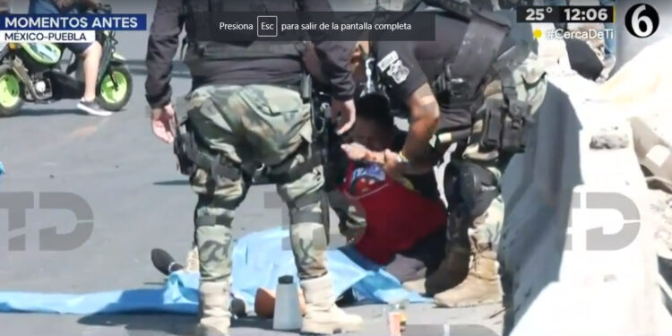 Asaltaban trasporte público y se llevan plomoterapia