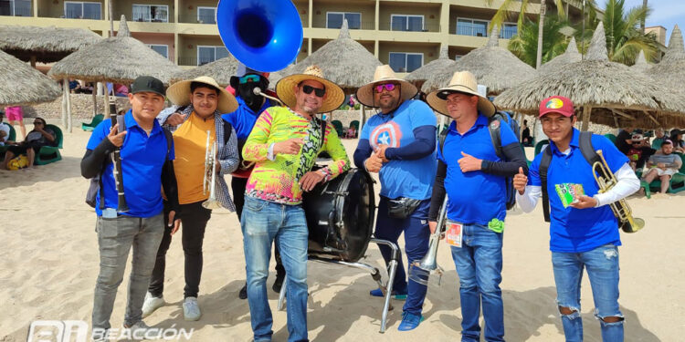 “Por la presión que hicimos, logramos que nos dejaran trabajar”: Músicos en Mazatlán tras la culminación de Semana Santa