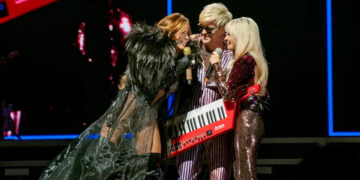 Gloria Trevi ilumina Nueva York, estrena remix de ‘Zorra’ con Nebulossa