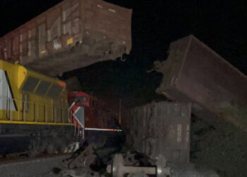 Chocan dos trenes en Cofradía del Rosario, Jalisco; hay varios lesionados