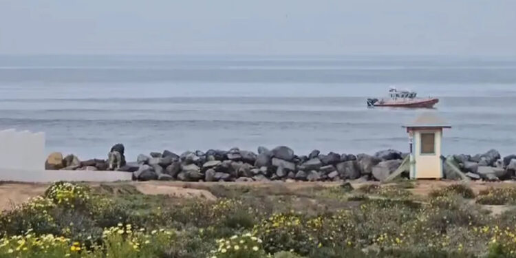 Encuentran quinto cuerpo flotando en mar de Ensenada, BC; podría ser otro soldado desaparecido