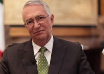 “Un mal gobierno protege a la delincuencia y luego le exige pruebas a las víctimas”, responde Salinas Pliego a AMLO
