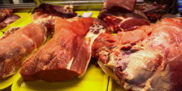 ¿Hasta Cuándo se Puede Comer Carne? Esto se Hace el Sábado de Gloria y Domingo de Resurrección