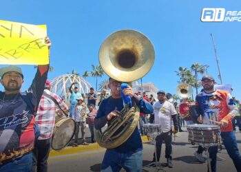Afirma Gobernador que le han planteado “tener una Plaza de la Banda” en Mazatlán