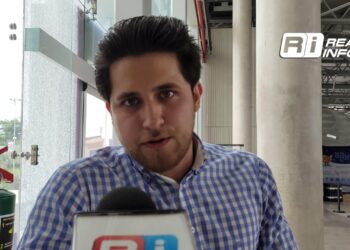 En una hora se agotan 3 mil lentes para ver eclipse de Sol en el CCS