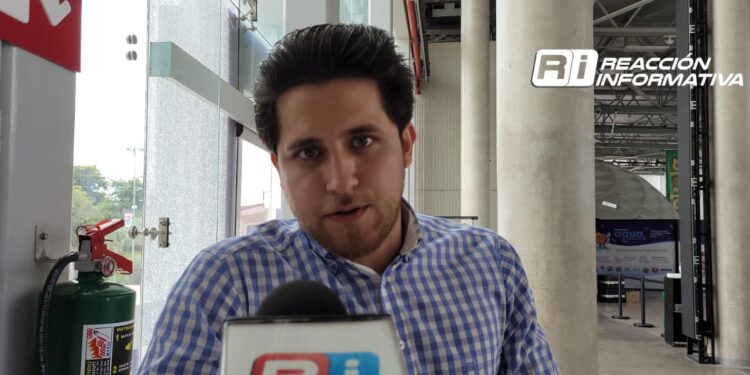 En una hora se agotan 3 mil lentes para ver eclipse de Sol en el CCS