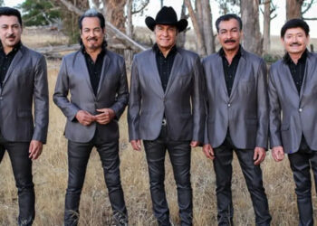 Los Tigres del Norte causan euforia entre sus seguidores durante concierto en Londres