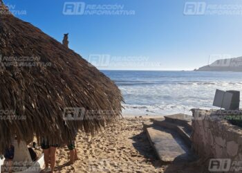 Turista muere ahogado a la altura del hotel Palms Resort en Mazatlán