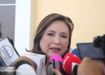 Xóchitl Gálvez se reúne con pescadores en Mazatlán para abordar crisis sectorial