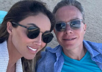 ANAHÍ Y SU ESPOSO MANUEL VELASCO CELEBRAN 12 AÑOS DE AMOR