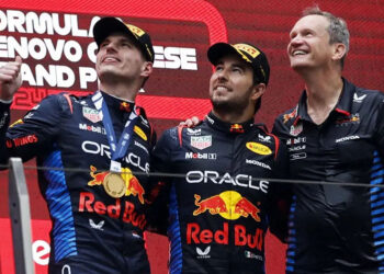 F1: Verstappen gana el Gran Premio de China; ‘Checo’ queda tercero