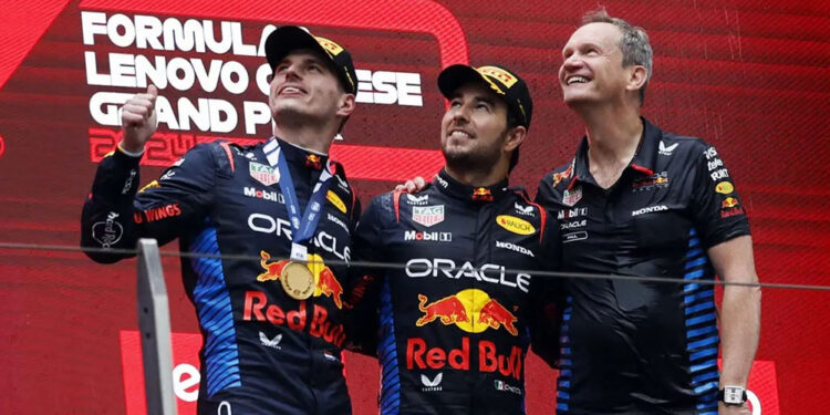 F1: Verstappen gana el Gran Premio de China; ‘Checo’ queda tercero