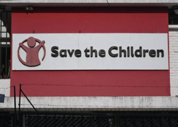 Acusan a Save the Children de tráfico de niños