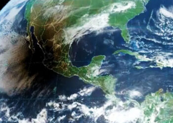 Eclipse desde el espacio: así viaja la sombra de la Luna sobre la Tierra