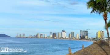 Ambiente soleado y caluroso se prevén hoy lunes para Mazatlán