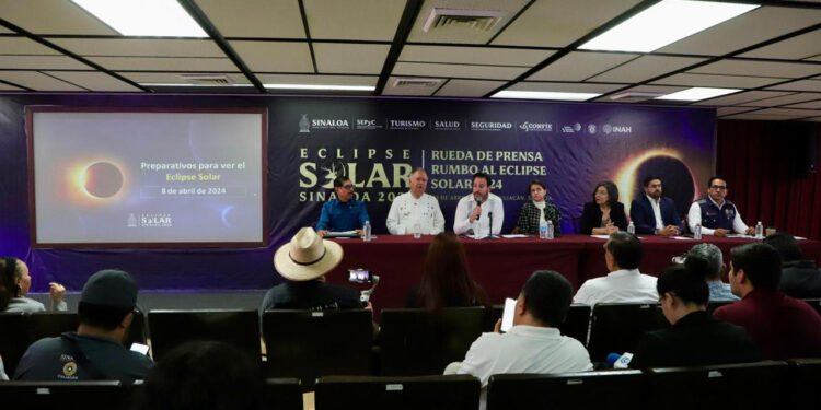 Un 70% del turismo en Mazatlán por eclipse solar, visita por primera vez Sinaloa: Gobierno del Estado