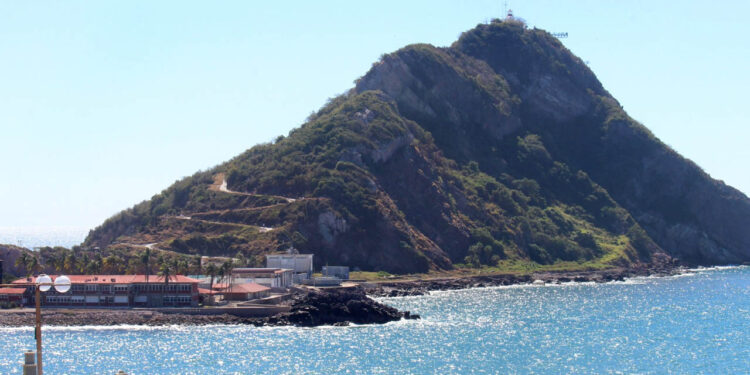 Viernes caluroso y con vientos se prevén hoy viernes para Mazatlán