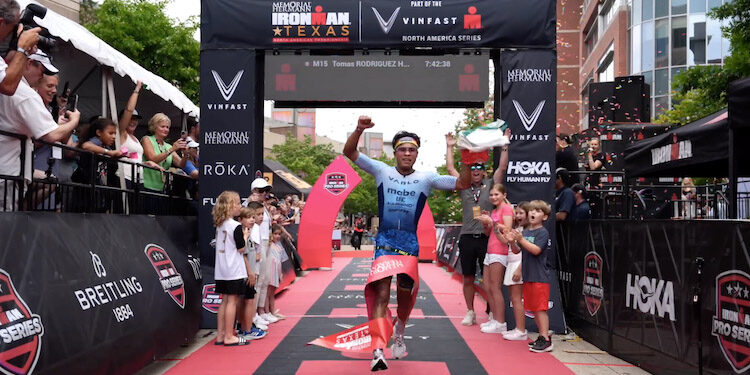 ¡Orgullo Mexicano! Tomás Rodríguez logra histórico primer lugar en competencia de Ironman, en Texas
