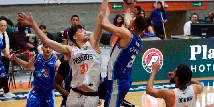 La guerra ‘Pioneros-Astros’ continúa este lunes en el CUM