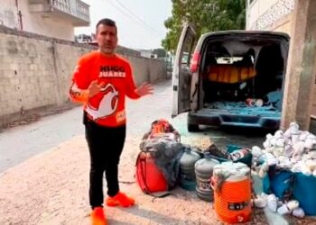 Queman camioneta de campaña de Hugo Juárez, candidato de MC en Campeche