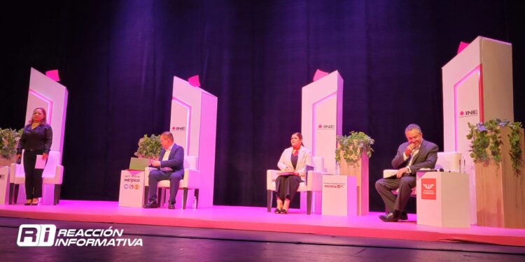 Candidatos a Diputados Federales del distrito 07 presentan propuestas en debate organizado por el INE