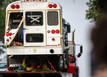 Niegan libertad bajo fianza a conductor que causó la muerte de 8 trabajadores mexicanos en Florida