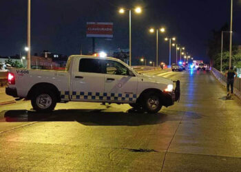 Joven muere prensado mientras abanderaba un choque en Periférico Poniente, Zapopan