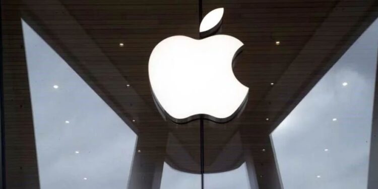 Lanzará Apple un iPhone más delgado en 2025