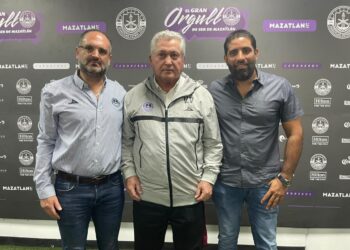 Víctor Manuel Vucetich asume el desafío de dirigir al Mazatlán FC.