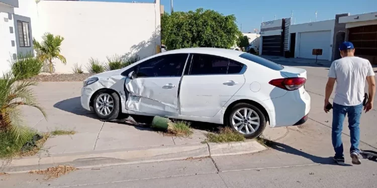 Se registra accidente en fraccionamiento Viñedos en Los Mochis.