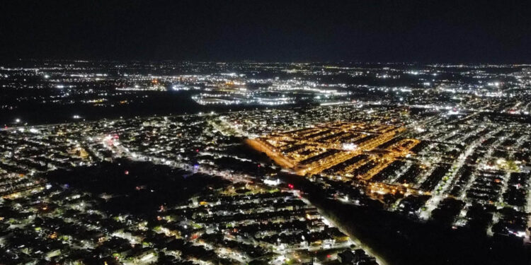 Compañías privadas piden a Gobierno apertura para atender apagones en México