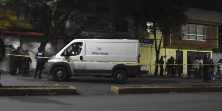 Fatal accidente: hombre dispara a ladrones para evitar robo y mata por error a su hermano