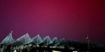 Inusual aurora boreal puede repetirse el fin de semana en México