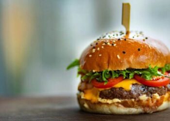 Día de la hamburguesa: ¿Qué tan saludables son y cada cuánto deben comerse?