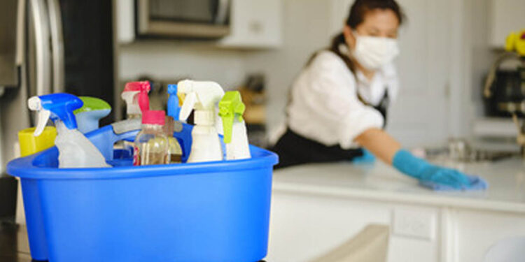 Día de las Madres: Siguen estereotipos a mujeres como responsables del hogar y cuidados