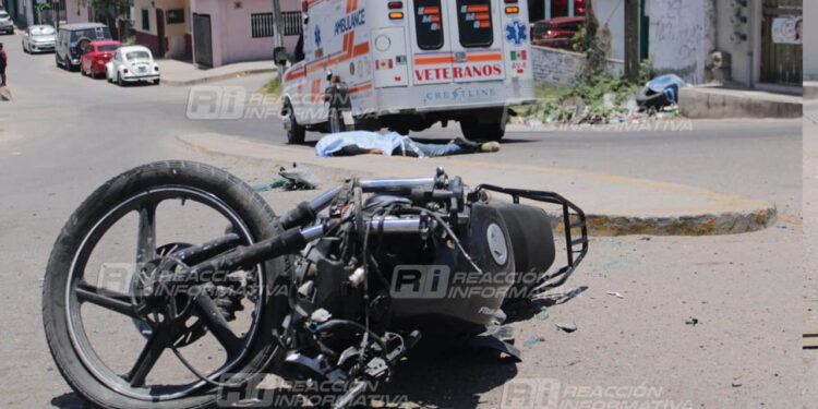 Muere joven motociclista al sur de Mazatlán