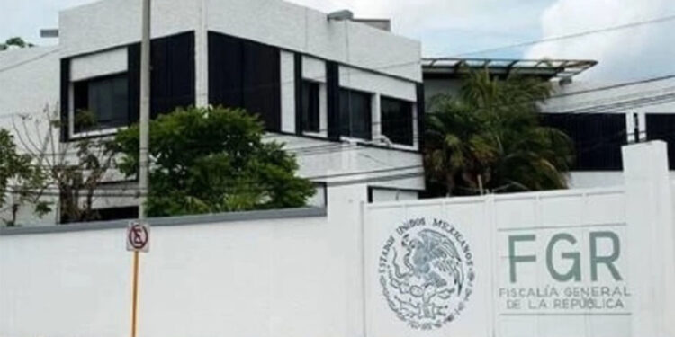 Extradita FGR a EU a dos personas por secuestro y abuso sexual
