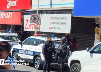 PM detiene a tres mujeres por robo en una tienda de ropa en Culiacán