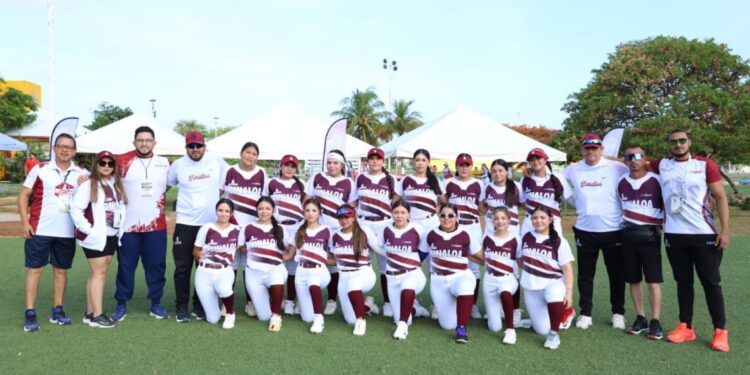 Sinaloa se impone a Oaxaca en un emocionante debut en Softbol femenil de los Nacionales CONADE 2024