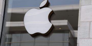 Apple revela la nueva IA del iPhone, iOS 18, una Siri actualizada y más