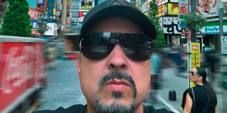 Pepe Aguilar restringe los comentarios de Instagram por Ángela Aguilar