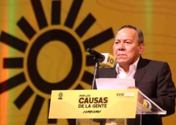 Analiza líder del PRD crear nuevo partido ante pérdida de registro