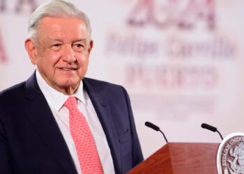 Caso Ayotzinapa: AMLO alista “reporte personal” para los padres de los 43 normalistas