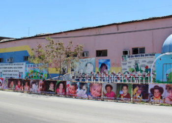A 15 años del incendio de la Guardería ABC familiares de las víctimas realizan vigilia afuera de las instalaciones en ruinas