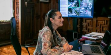 Quién es Claudia Sheinbaum, la mujer que se dispone a ser la primera presidenta de México